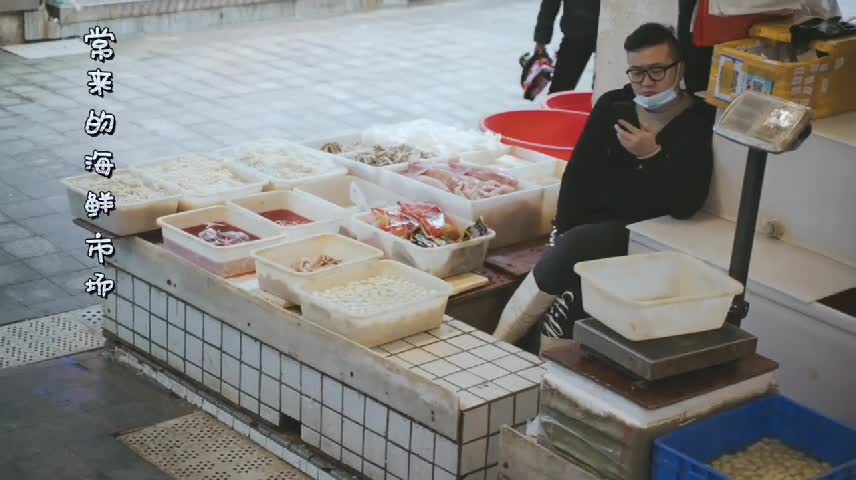 These Cat At The Fish Markets Are So Cute Pt6