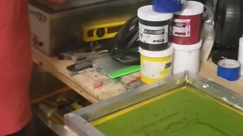 exposing silkscreen screen