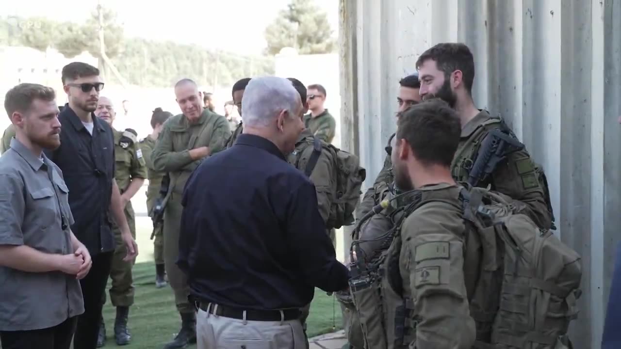 Bibi a FDI: "El mundo está asombrado por los golpes que estáis asestando al enemigos"