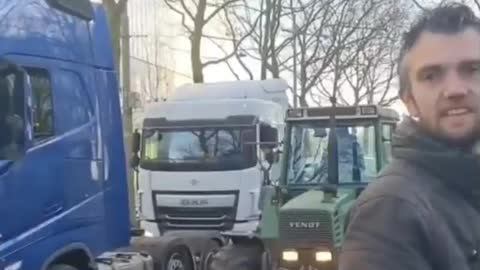 The Dutch convoy for freedom rolls into the Hague