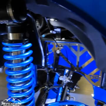 Lifted Ford F250 4X4 Platinum Pickup Truck Outlaws