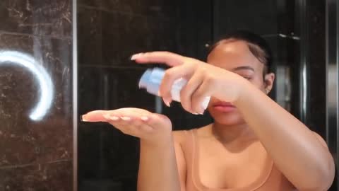 HOW I CLEARED MY ACNE IN ONE WEEK (NO ACCUTANE) + SKINCARE GIVEAWAY | SKINCARE ROUTINE 2020