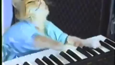 Charlie Schmidt's Keyboard Cat!