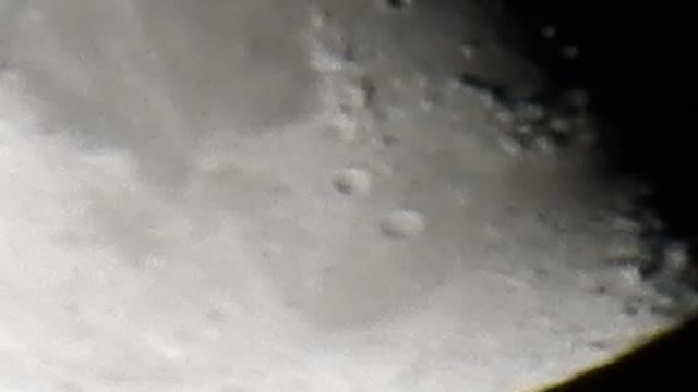 Nikon P900 Zoom Moon up close