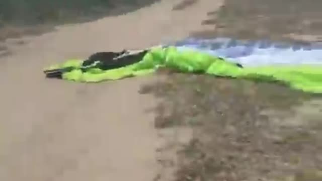 HOMEM MORRE APÓS ACIDENTE COM DECOLAGEM DE PARAPENTE EM PRAIA DA PARAÍBA