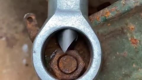 Disassembly of rusty nut fittings