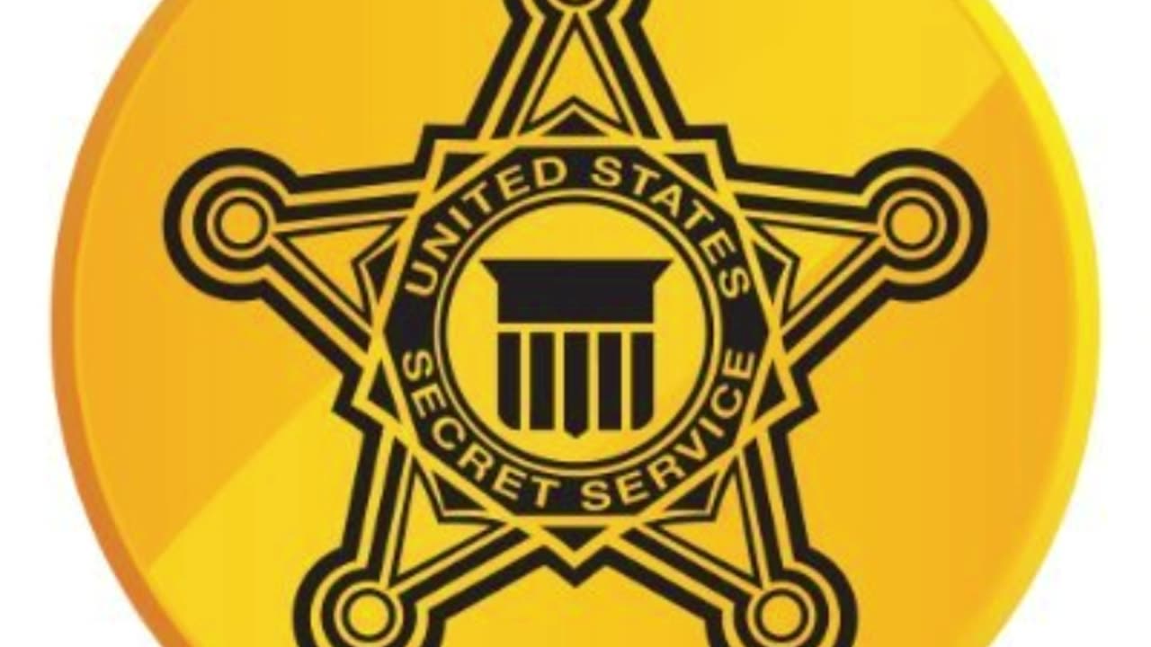 Now the Secret Service has agents having sex in Obama's Hawaiian home