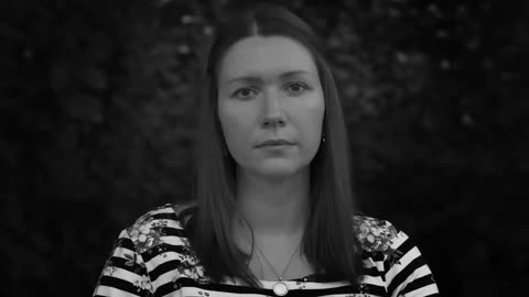 Natascha, 33 Jahre alt, spricht über ihren Impfschaden & über Ärzte