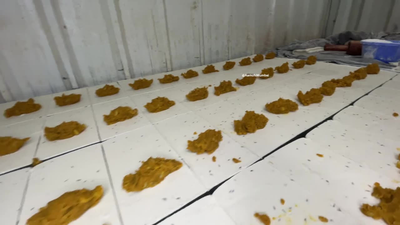 Massive Production of Puff Patties at Surat's Patel Puff - Street Food