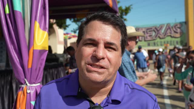 10 8 21 Mike has dad translate the Gospel to his son in Spanish