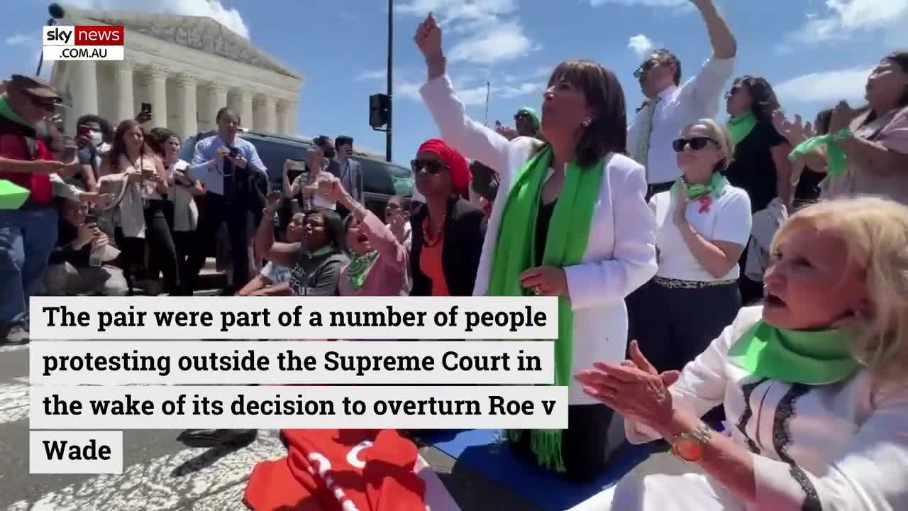 'Such a faker': AOC mocked for 'pretending' to be handcuffed during pro-choice rally