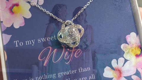 Bridesmaids and Groomsmen gifts, summer weddings