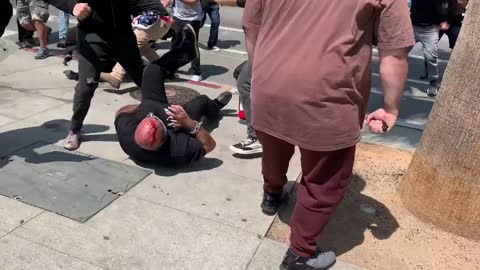 Antifa vs Anti-Maskers in LA.
