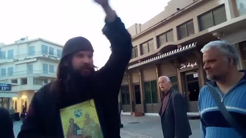 ΜΗΝ ΠΑΡΑΛΆΒΕΤΕ ΤΊΠΟΤΑ ΜΕ ΤΗ ΣΦΡΑΓΊΔΑ ΑΥΤΟΎ
