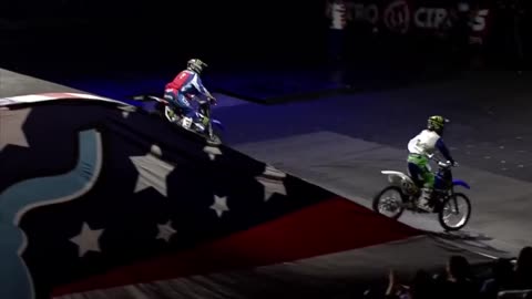 The most beautiful jump on a motorcycle😲