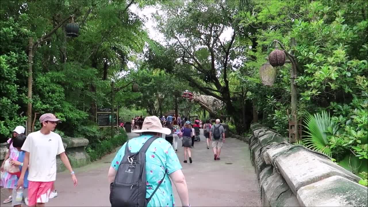 Disney’s Animal Kingdom April 2022 | Avatar Flight of Passage 20 Min Wait & Tusker House Restaurant