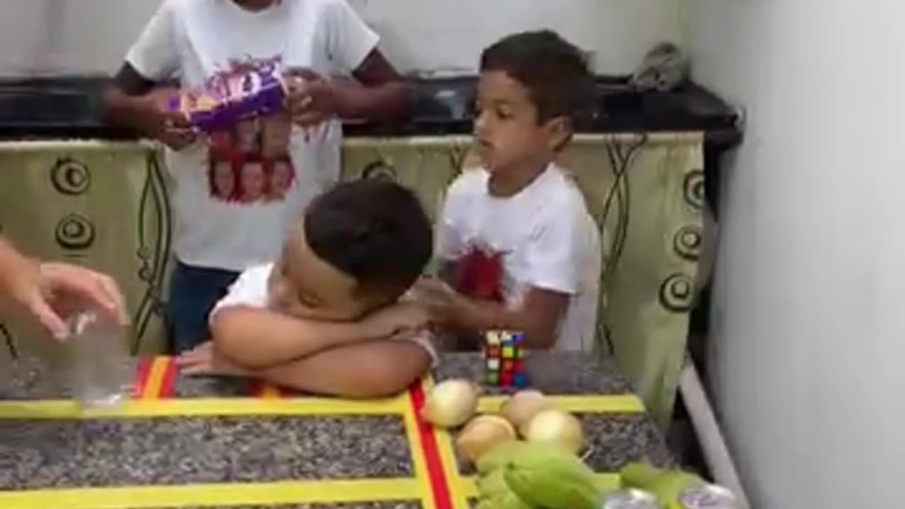 Funny kids video 🤣🤣