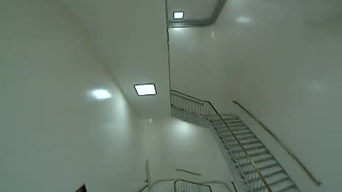 3157RHOB03Stair4_2021-01-06_05h00min01s110ms.mp4