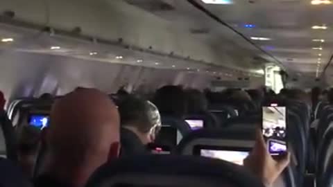 Patriots flying into DC chant traitor to Mitt Romney