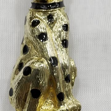 18KGP Leopard Brooch (2.25” x 1”). Made with Swarovski Crystals. Party. Event