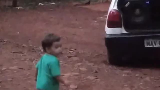 Olha ele danรงando ๐บ ๐๐๐