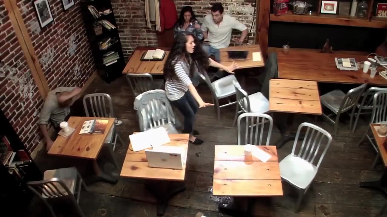 Carrie Prank - Viral - Telekinetic Coffee Shop Surprise