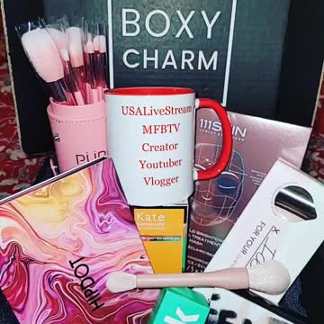 Ipsy Boxy Charms Glam Fan