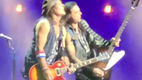 Alice Cooper "I'm Eighteen"