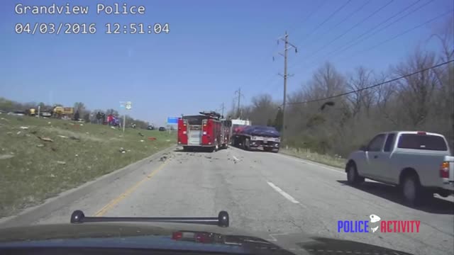 Raw Dashcam Video Grandview Police Chase Ends In Rollover Crash