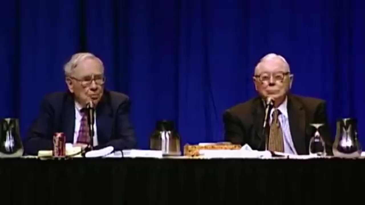 Warren Buffett and Charlie Munger share their investment experiences