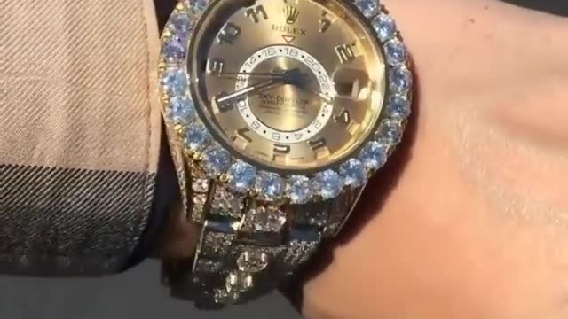 luxury roles