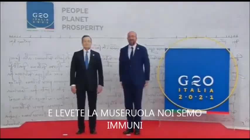 PUPAZZI E BURATTINI CHE FANNO I POLITICI SCHIAVI DEI LORO PADRONI MA PAGATI DAI CITTADINI Ma per i codardi,gl'increduli,gli abominevoli,gli omicidi,gli stregoni,gli idolatri e tutti i bugiardi la loro parte sarà nello stagno di fuoco e zolfo.