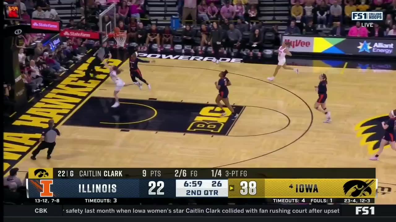 Caitlin Clark to Molly Davis for the BUCKET! #NCAAWBB Highlights