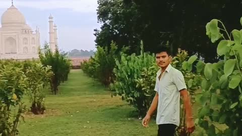 Taj mahal 8th wonder of the world