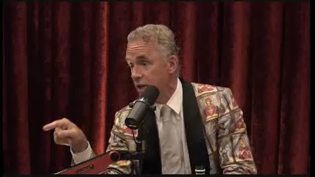 Peterson on Rogan: Psychologists who are properly trained, they know that all of this is a lie.