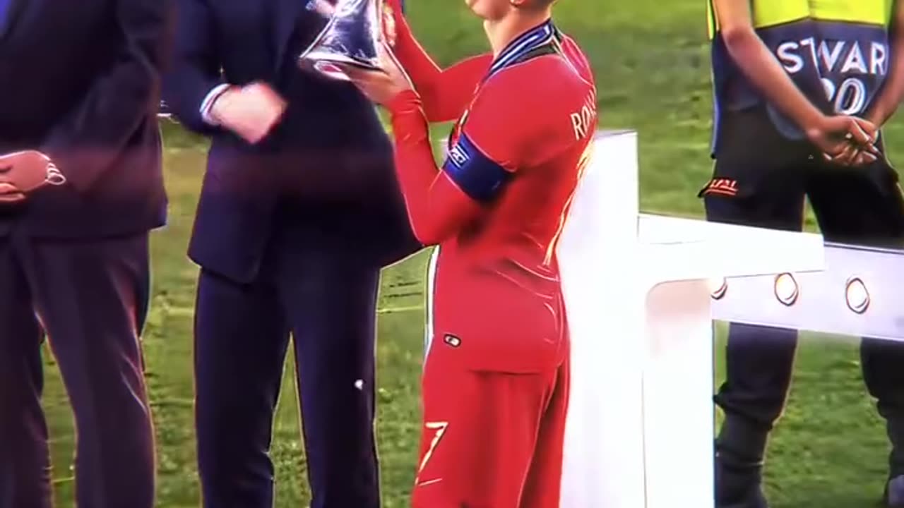 Cristiano Ronaldo 7