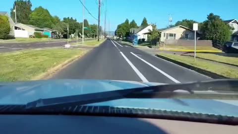 Bike Lane Insanity pt2 Beech & 20th Longview WA WTFITS?