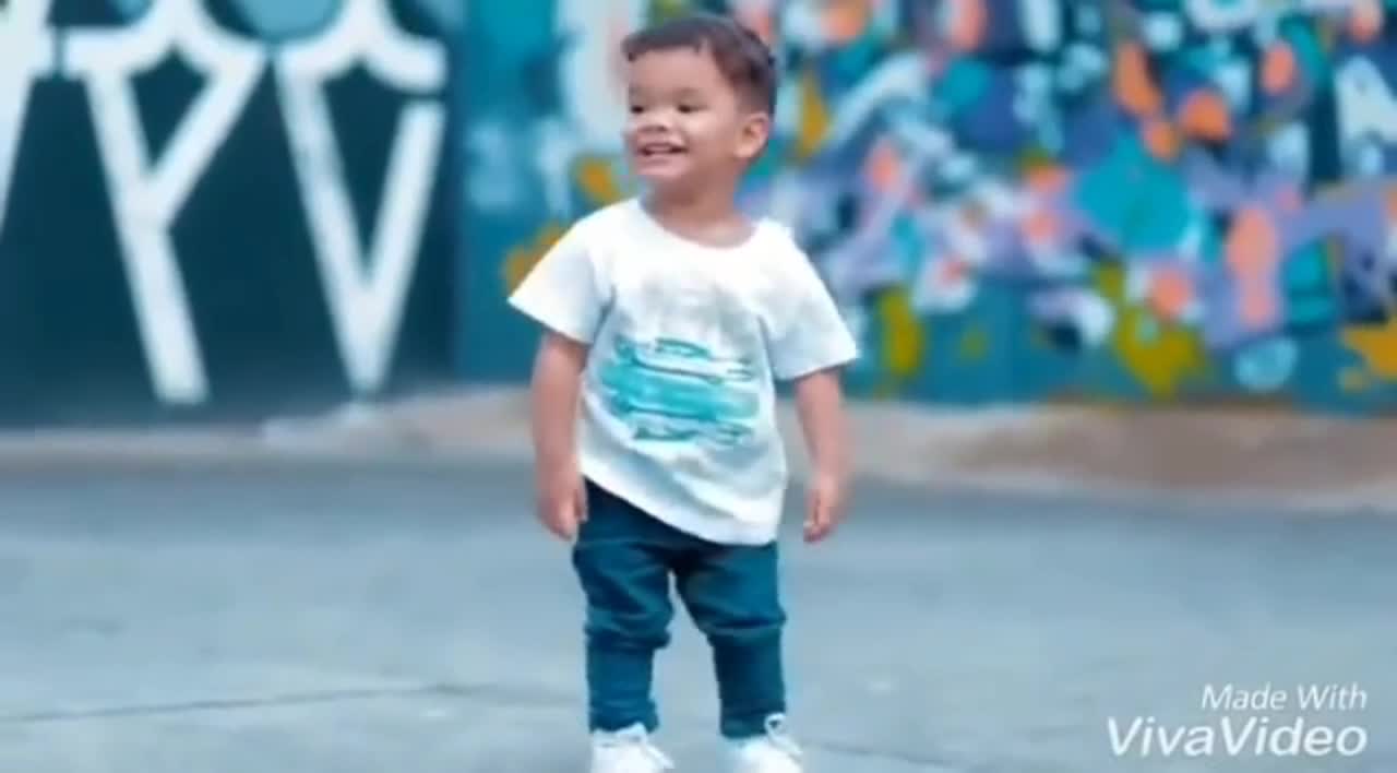 baby boy dance