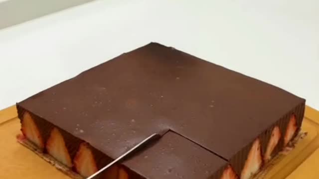 Strawberry cake