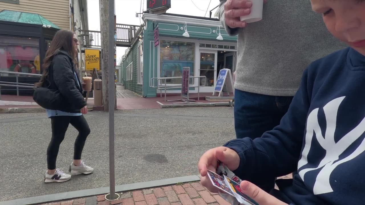 A Happy Lil' Trip