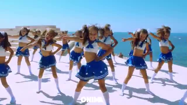 Baby Shark - Kids Dance Version