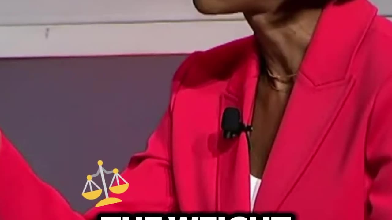 Pt 8 Former President Donald Trump participates in a question and answer session in Chicago #news