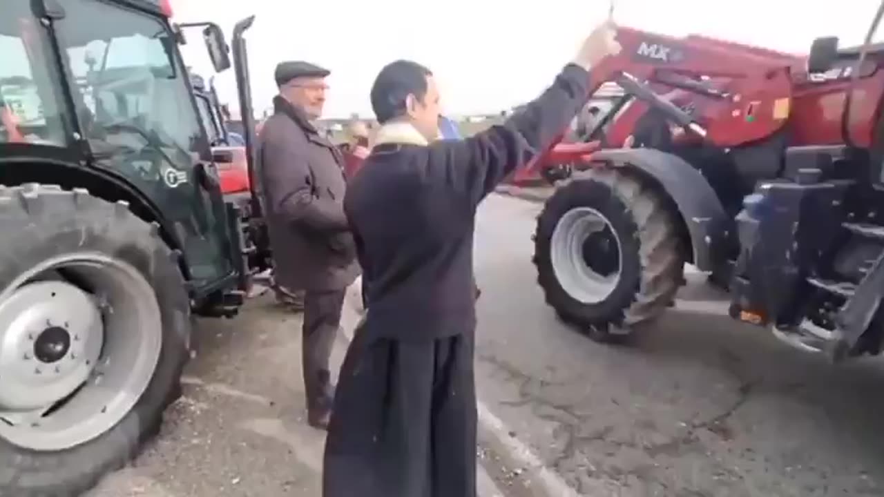 Priest Blesses Tractors Mobilizing Against The Globalist's 2030 Agenda In France