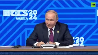 Putin: "This is complete nonsense." - Talks about about fake news accusing Trump of Russia Connection