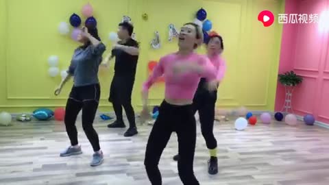 tiktok karean dance