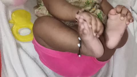 Devanshi baby. Very entertainment baby. #funny baby. Devanshi baby girl. #funny. #kids. #shortvideo.