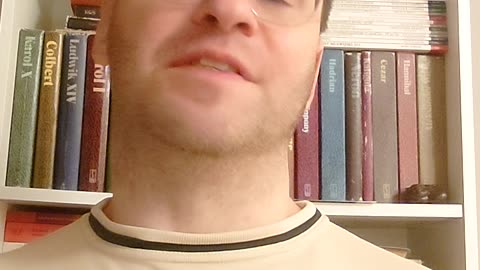 Efficient politician versus efficient intriguer.