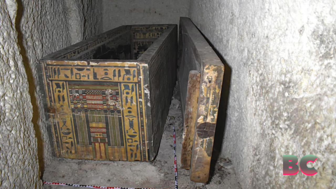 Archaeologists unearth well-preserved 4,000-year-old Egyptian tomb