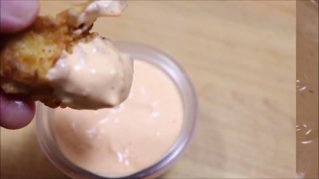 Easy Sriracha Mayo Recipe