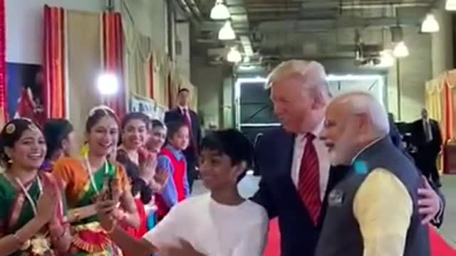 PM Modi & President Trump interacted with a group of youngsters at during